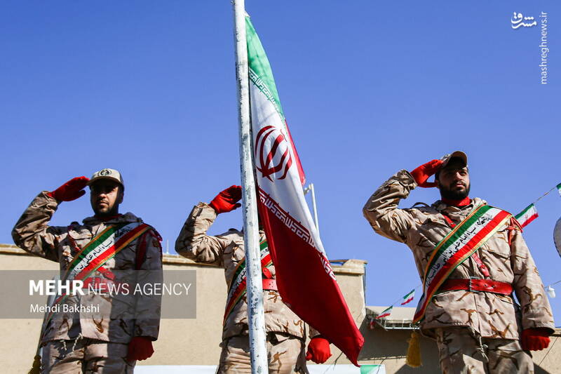 عکس/ گلباران بیت امام خمینی(ره) در قم