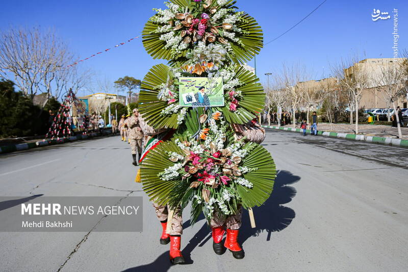عکس/ گلباران بیت امام خمینی(ره) در قم