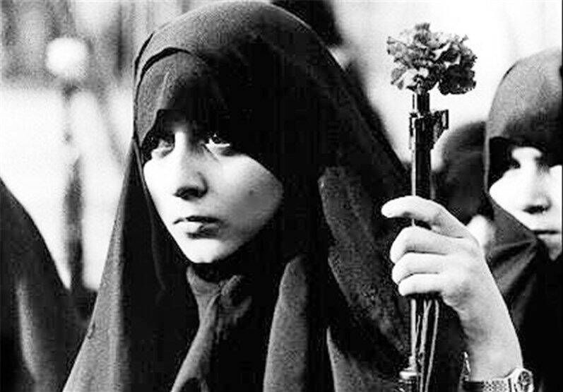 ناگفتههای یک بانو ایرانی از اسارت در زندانهای آمریکا / آمریکا با دانشجویان طرفدار انقلاب چه کرد؟!