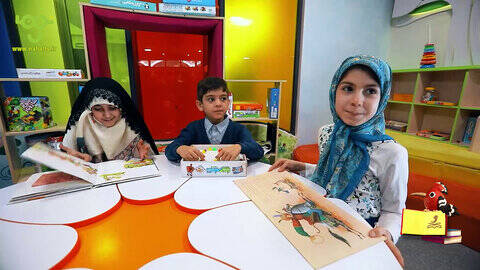 آغاز پخش برنامه تلویزیونی «هدهد سفید» از شبکه نهال