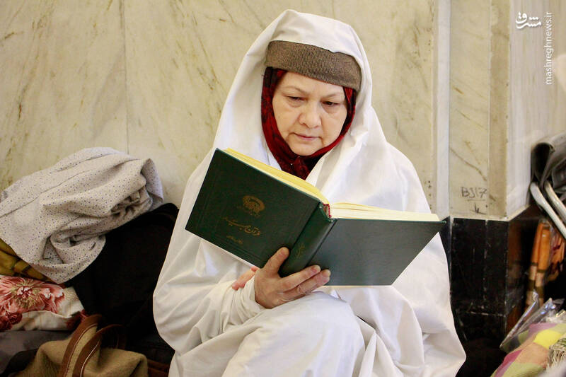 عکس/ اعتکاف رجبیه خواهران در حرم رضوی