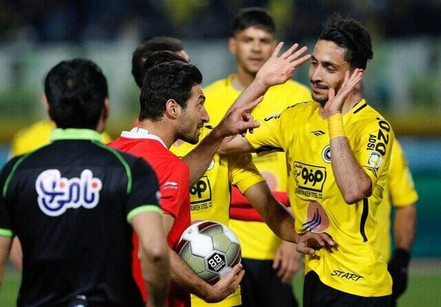 پرحاشیهها در ساحل امن سپاهان