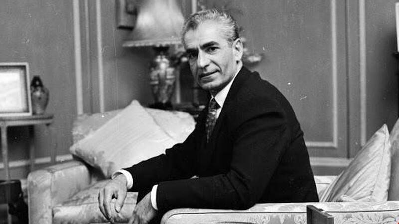 شاهی که القابش را یک تریلی نمیکشید/ «محمدرضا پهلوی» اسمش دقیقاً چه بود؟