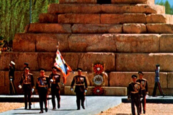 جشنهای ۲۵۰۰ ساله چگونه رکوردشکنی کردند؟+ عکس