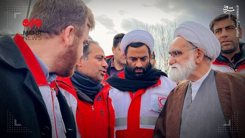 بازدید نماینده ویژه رهبر انقلاب از مناطق زلزله زده خوی+ عکس