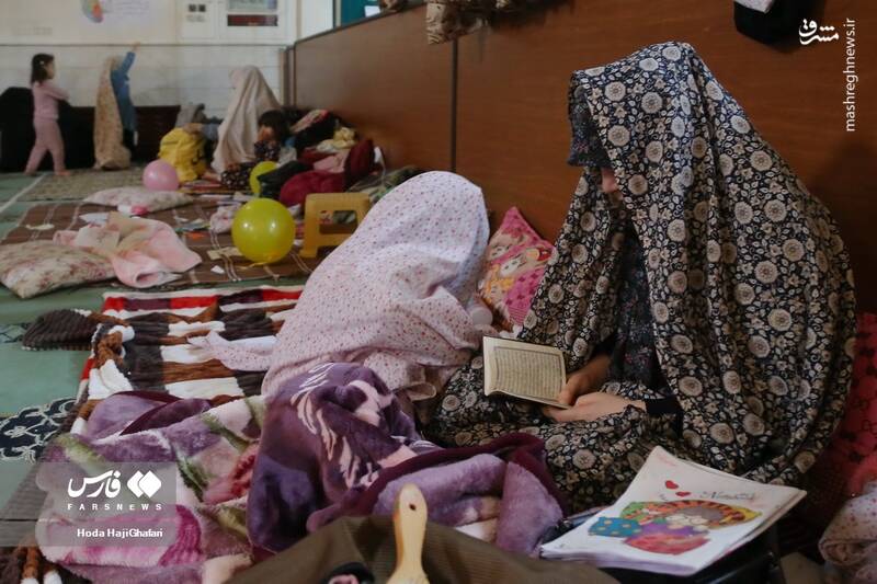 عکس/ اعتکاف مادر و فرزندی در قم