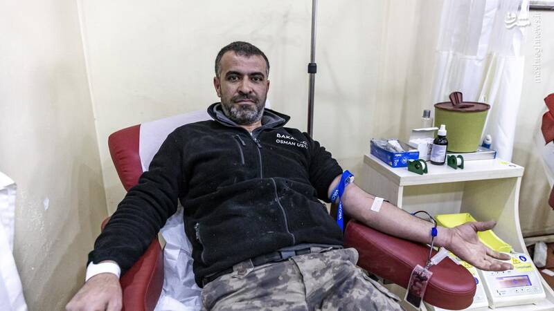 عکس/ اهدای خون برای نجات مصدومان زلزله در ترکیه