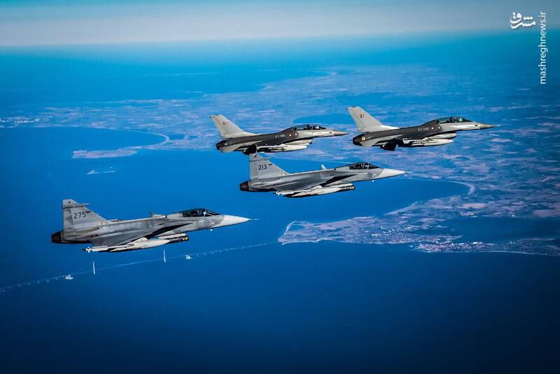 احتمال ارسال سامانه گنبد آهنین به اوکراین/ کولبا: آماده دریافت یک اسکادران جنگنده غربی هستیم/ قطع آخرین راههای ارتباطی باخموت توسط ارتش روسیه +نقشه و تصاویر