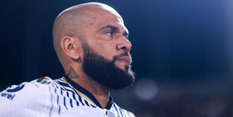 ترس از فرار مانع آزادی فوتبالیست متجاوز شد