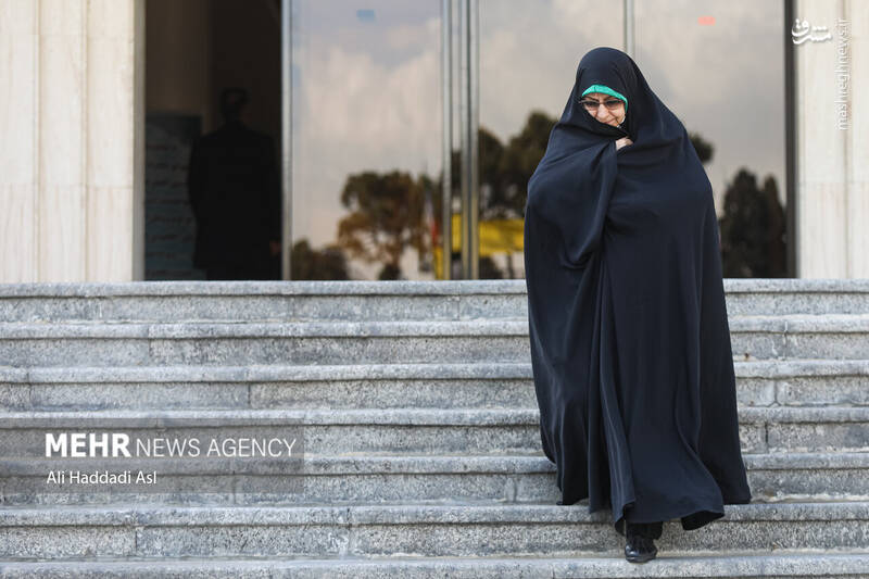 عکس/ هیئت دولت در حیاط دولت