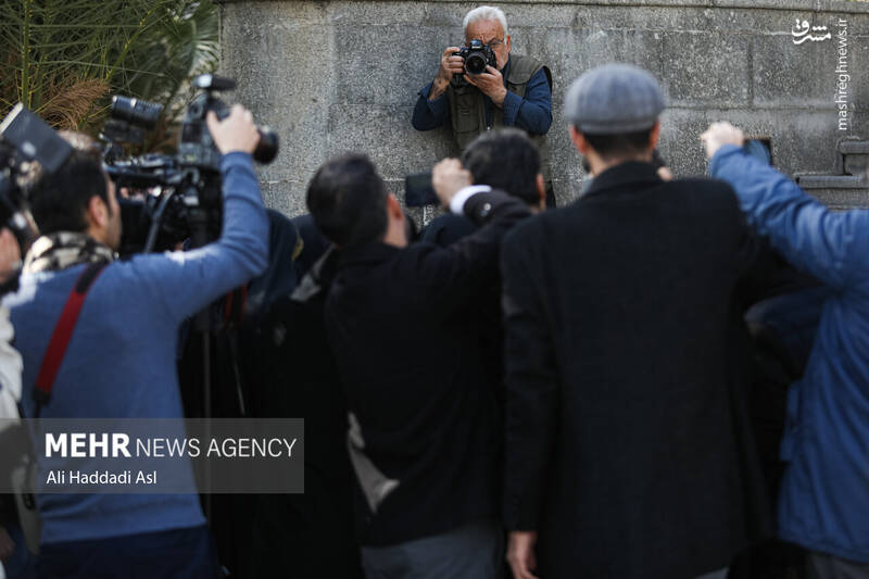 عکس/ هیئت دولت در حیاط دولت