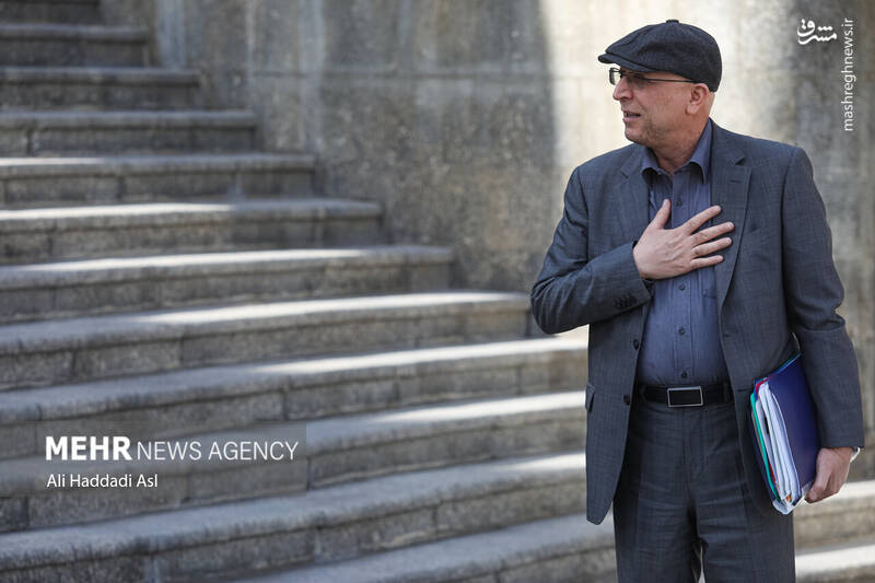 عکس/ هیئت دولت در حیاط دولت