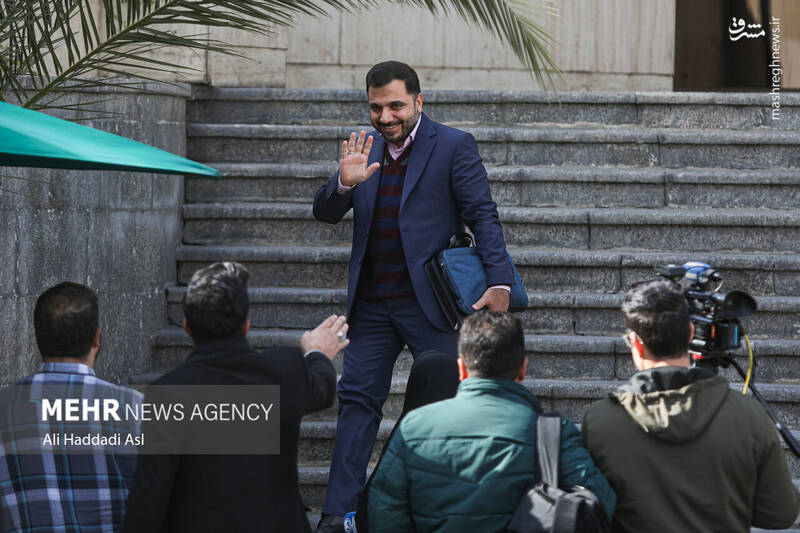 عکس/ هیئت دولت در حیاط دولت