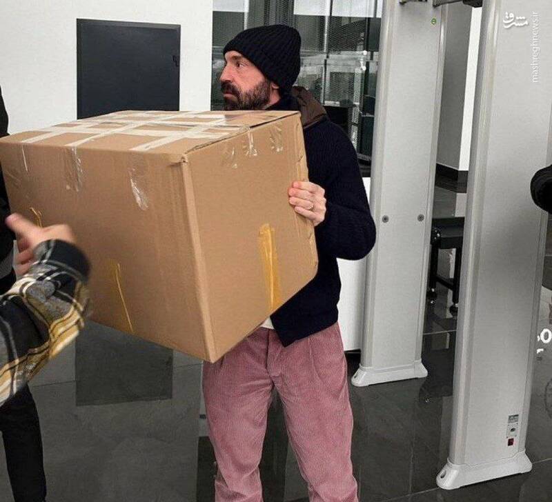 عکس/ اسطوره ایتالیا در حال کمکرسانی به زلزلهزدگان