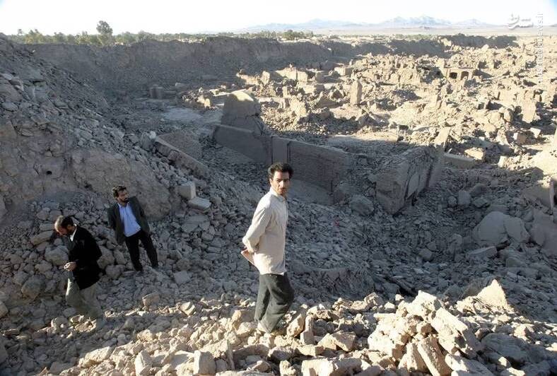 زلزله 6.3 ریشتری در ارگ بهم ایران در سال 2003 با بیش از 34000 کشته