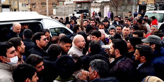 عکس/ حضور قالیباف در بین زلزلهزدگان خوی