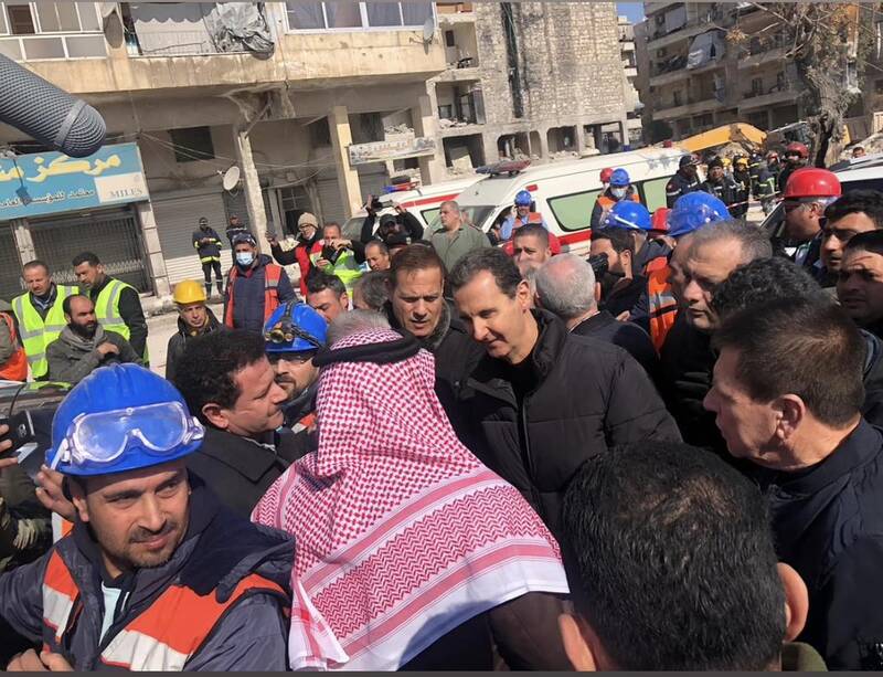 بشار اسد: برای کاهش رنج های مردم سوریه بی وقفه کار می کنم +عکس و فیلم