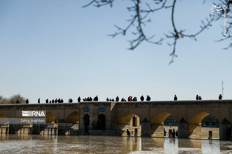 عکس/رسیدن آب به اصفهان