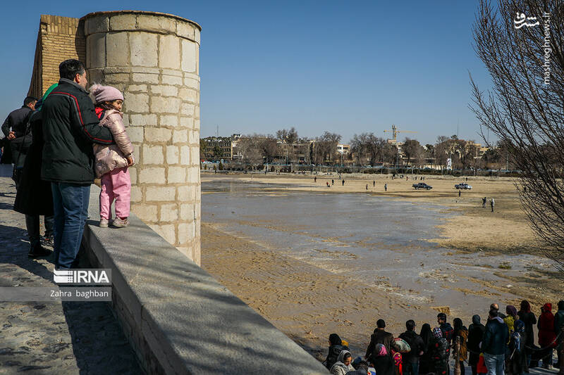 عکس/رسیدن آب به اصفهان