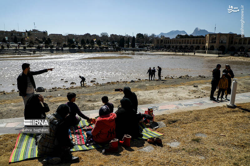 عکس/رسیدن آب به اصفهان