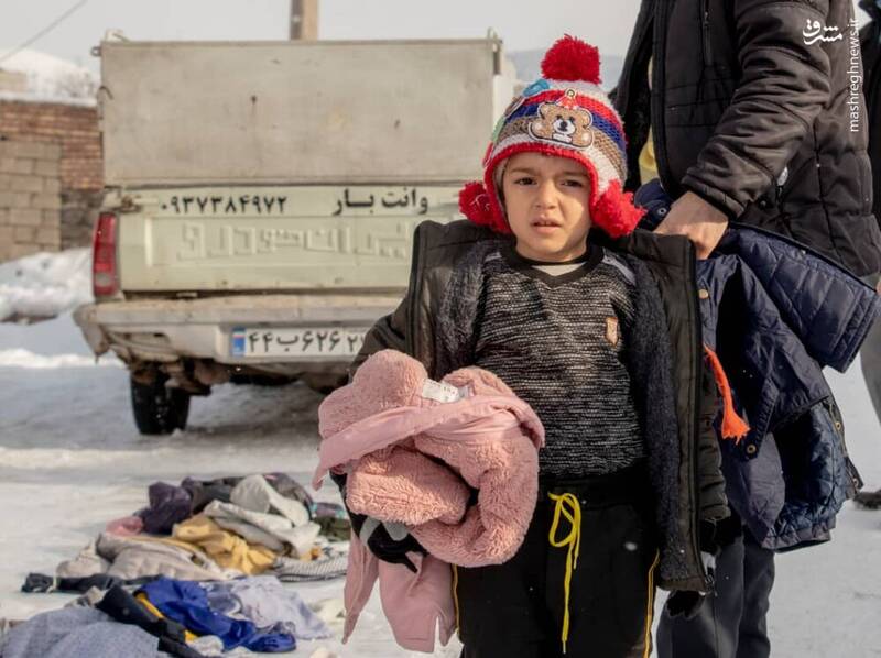 عکس/ حال و هوای کودکان زلزلهزده خوی