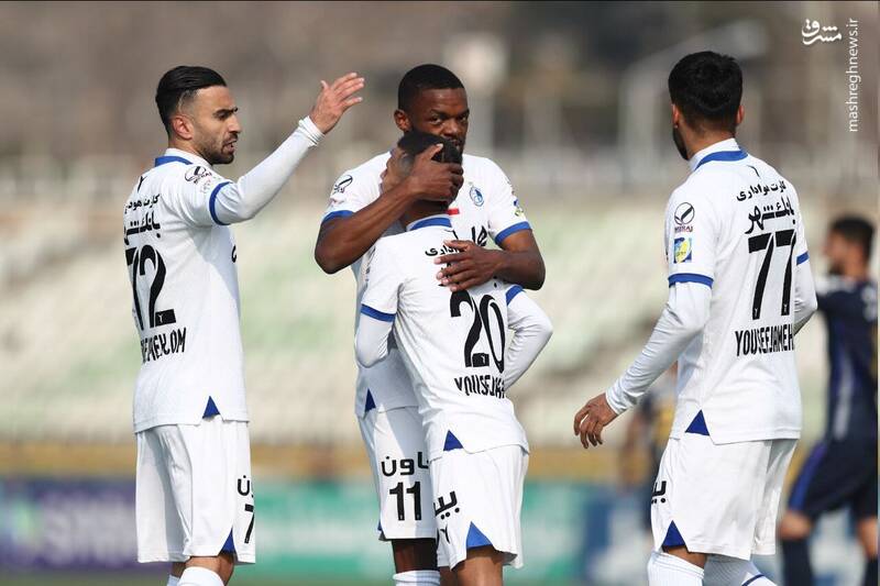 چهارمین برد پیاپی استقلال با شکست گربه سیاه/ شاگردان ساپینتو با پیکان به صدر چسبیدند +عکس و فیلم