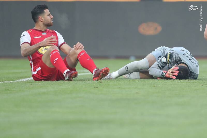 ضربه مهلک و مرگبار یحیی به پرسپولیس/ آقای سرمربی میلیاردی انگیزه نداری از تیم برو!