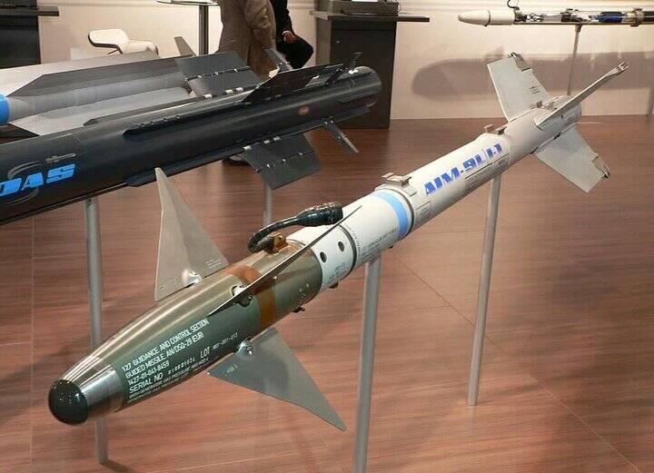 پرندههایی مرموز که با موشکهای ۴۰۰هزار دلاری سرنگون شدند!