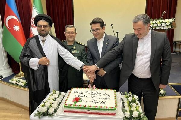 جشن پیروزی انقلاب اسلامی ایران در اقصی نقاط جهان +عکس