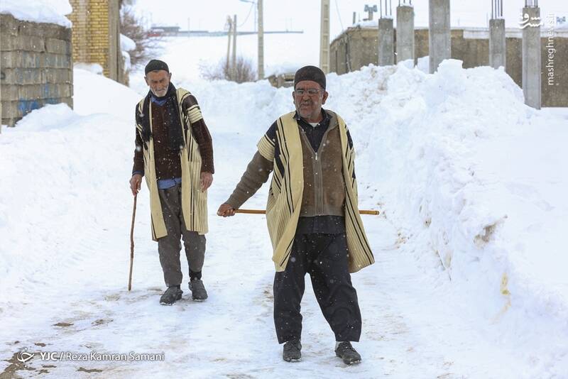 عکس/ حاشیه زایندهرود زیر بارش سنگین برف