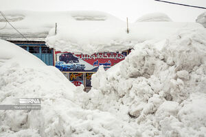 عکس/ برف کم‌سابقه در شهر کوهرنگ