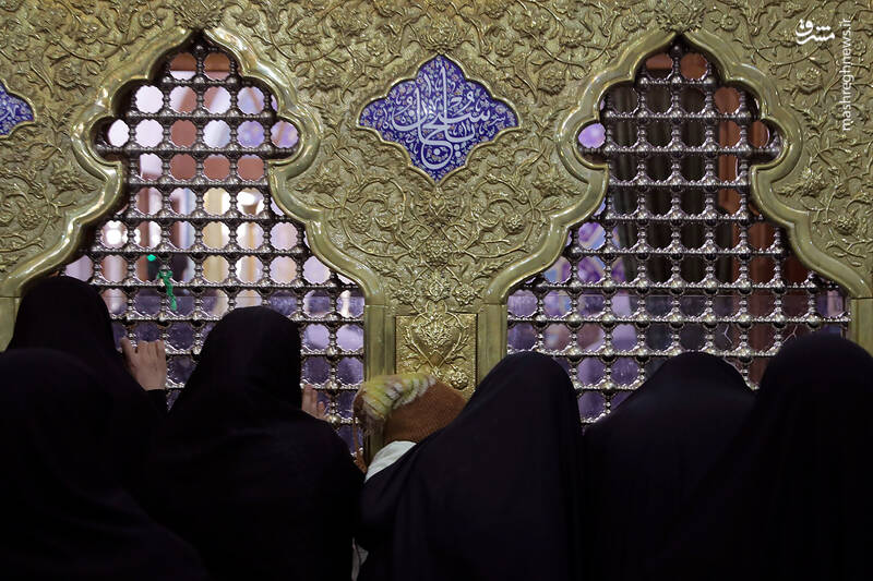 عکس/حال و هوای حرم رضوی در شب مبعث پیامبر اکرم(ص)