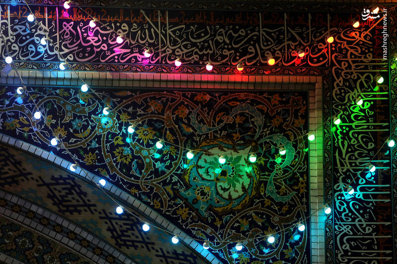 عکس/حال و هوای حرم رضوی در شب مبعث پیامبر اکرم(ص)