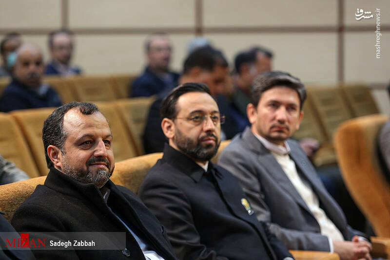 عکس/ اهدای ۱۰۰۰ سری جهیزیه به زوجهای جوان در مشهد