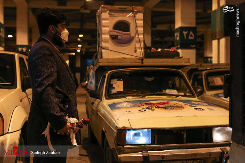 عکس/ اهدای ۱۰۰۰ سری جهیزیه به زوجهای جوان در مشهد