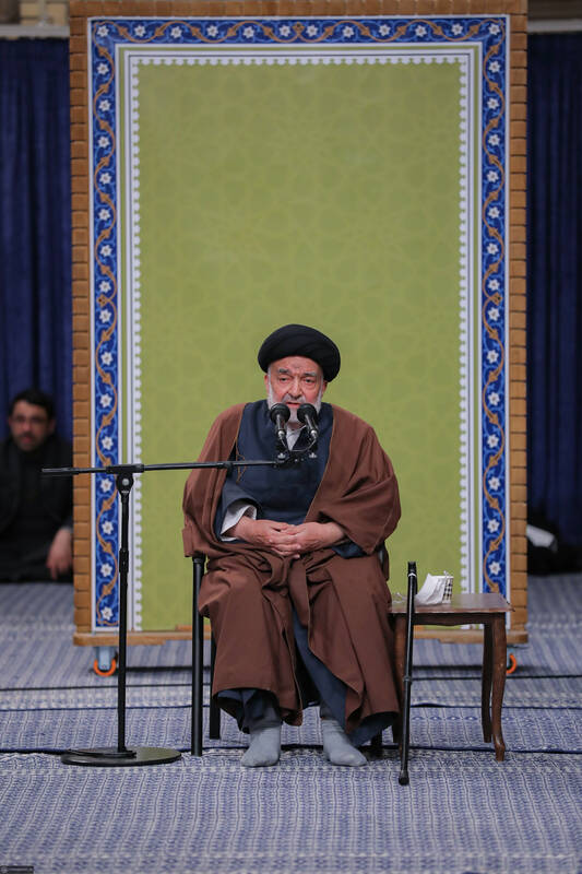 آذربایجان اویاخدی، انقلابا دایاخدی