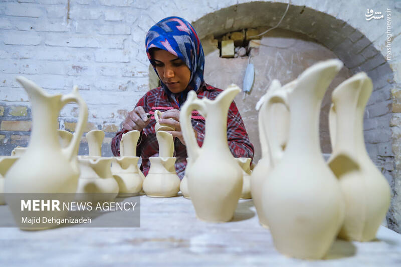 عکس/ دستانی از جنس خاک