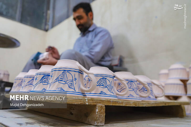 عکس/ دستانی از جنس خاک