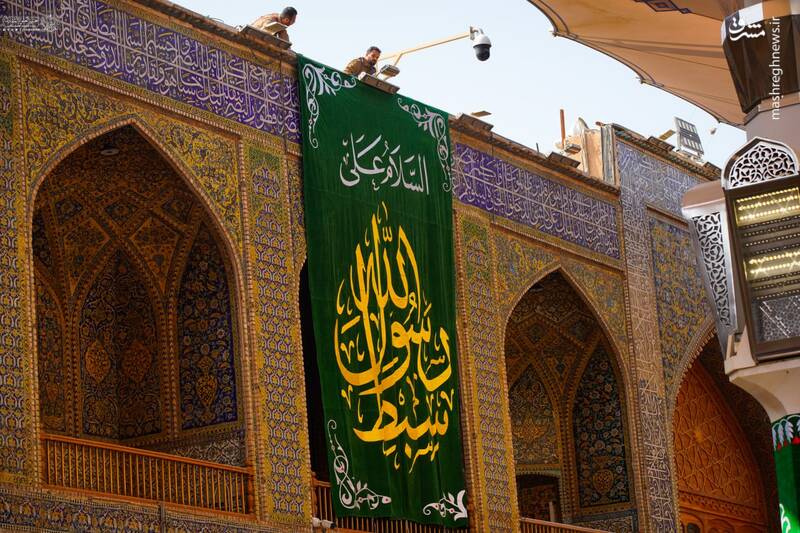 عکس/ نصب کتیبههای ولادت سرداران کربلا در نجف