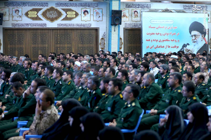 حضور رئیسی در جمع پاسداران سپاه شهدا استان آذربایجان غربی حضور رئیسی در جمع پاسداران سپاه شهدا استان آذربایجان غربی