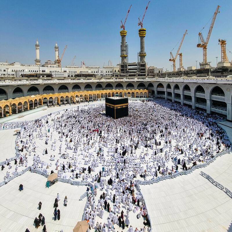 تعداد زائران خانه خدا پس از کرونا رکورد زد+فیلم