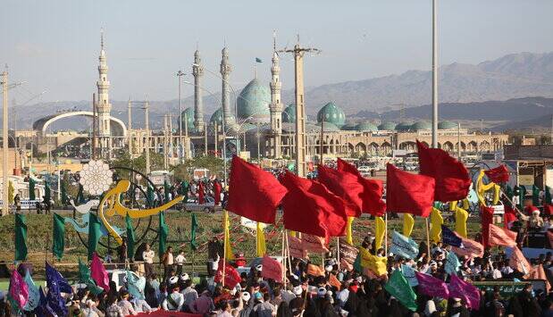 پیادهروی نیمه شعبان به سمت جمکران ۱۰ ساله میشود+عکس و فیلم