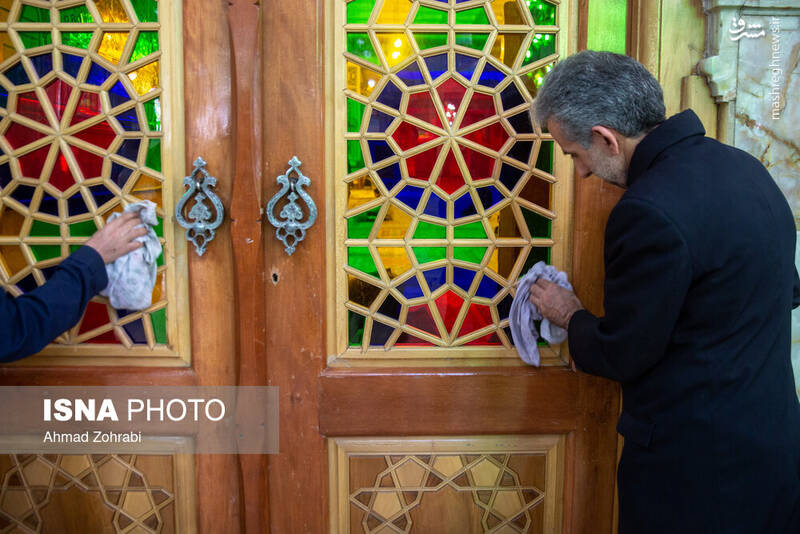 عکس/ غبارروبی مسجد مقدس جمکران در آستانه نیمه شعبان