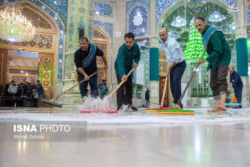 عکس/ غبارروبی مسجد مقدس جمکران در آستانه نیمه شعبان