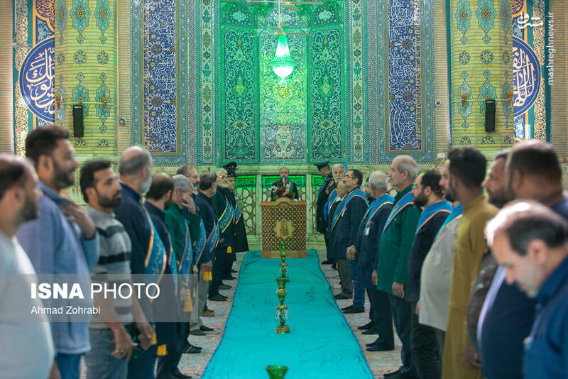 عکس/ غبارروبی مسجد مقدس جمکران در آستانه نیمه شعبان
