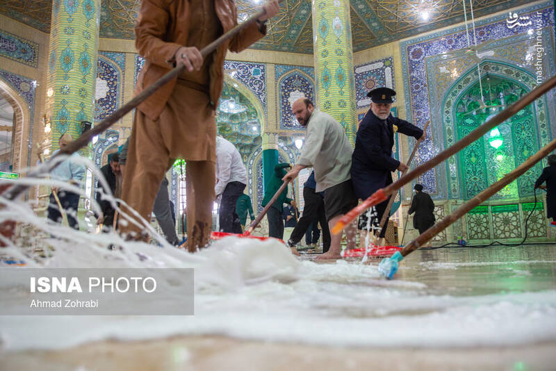 عکس/ غبارروبی مسجد مقدس جمکران در آستانه نیمه شعبان