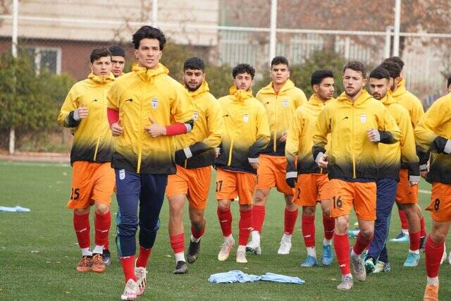 8 پسر شگفتانگیز فوتبال ایران 7