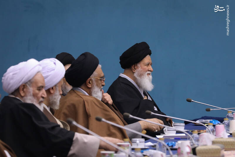 عکس/ نشست رئیسی با نمایندگان ولی فقیه و ائمه جمعه استانها