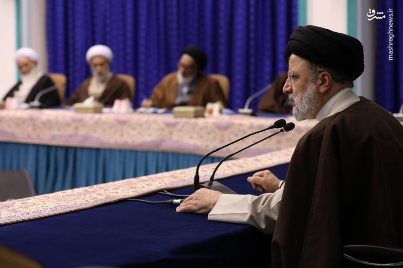 عکس/ نشست رئیسی با نمایندگان ولی فقیه و ائمه جمعه استانها