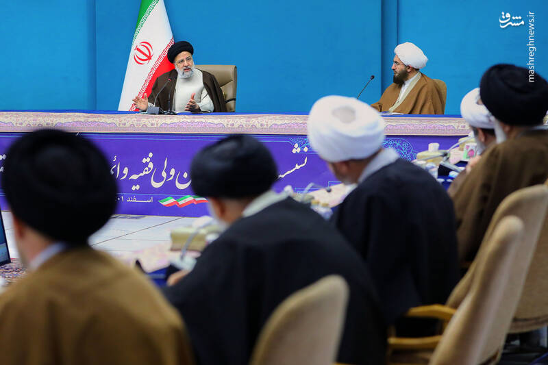 عکس/ نشست رئیسی با نمایندگان ولی فقیه و ائمه جمعه استانها